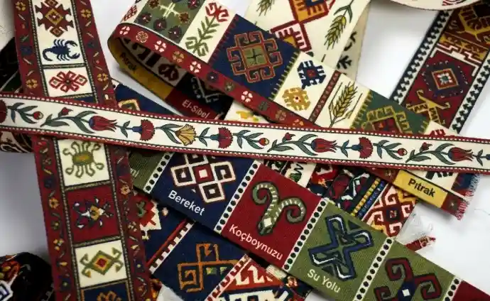 Rulo şerit ve şerit kumaşlar üzerine yüksek fiksajlı kalender dijital baskı